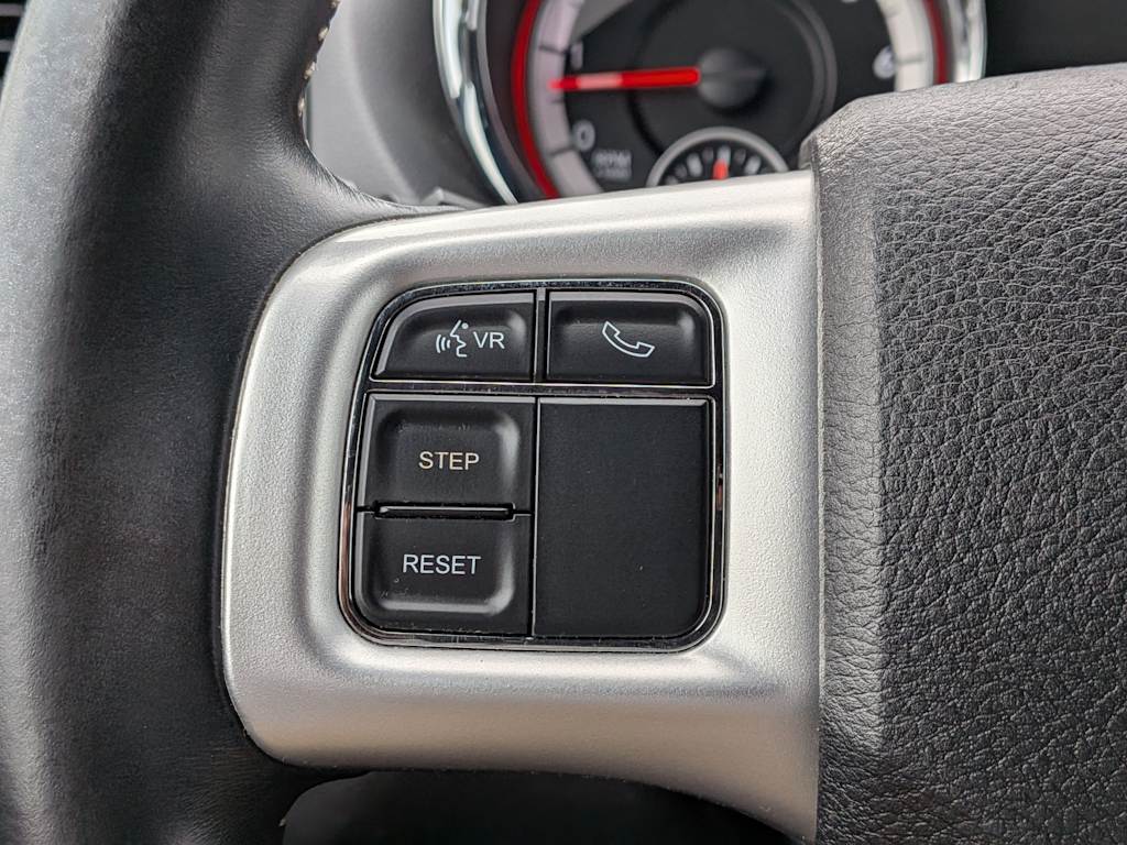 Thumbnail: 2015 Dodge Grand Caravan - 28