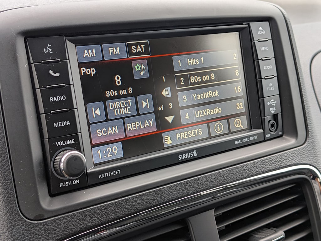 Thumbnail: 2015 Dodge Grand Caravan - 14