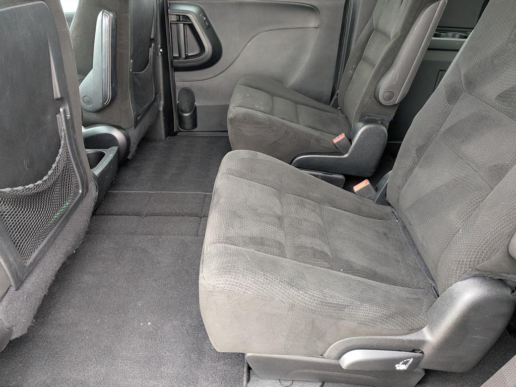Thumbnail: 2015 Dodge Grand Caravan - 11