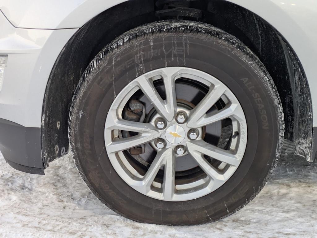 Thumbnail: 2017 Chevrolet Equinox - 7