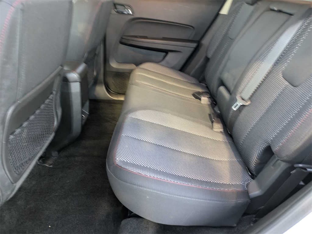 Thumbnail: 2017 Chevrolet Equinox - 32