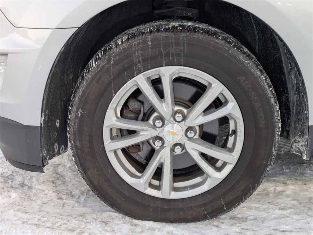 Thumbnail: 2017 Chevrolet Equinox - 28