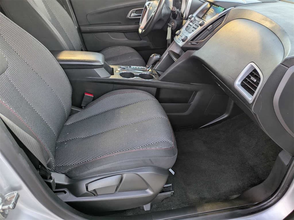 Thumbnail: 2017 Chevrolet Equinox - 34