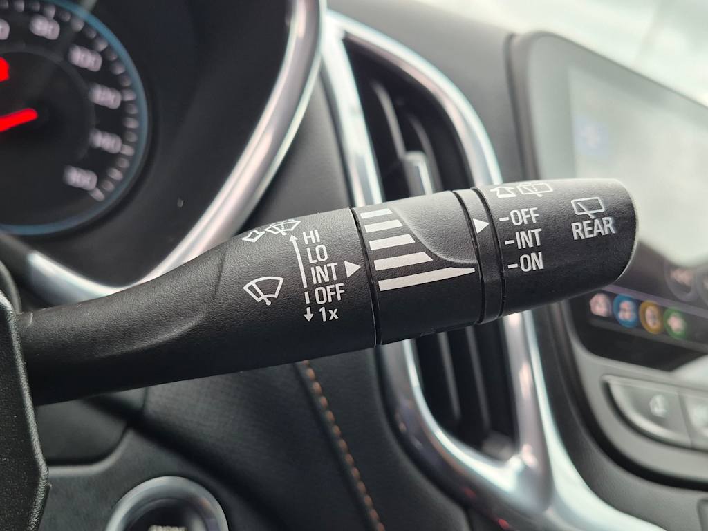 Thumbnail: 2019 Chevrolet Equinox - 14
