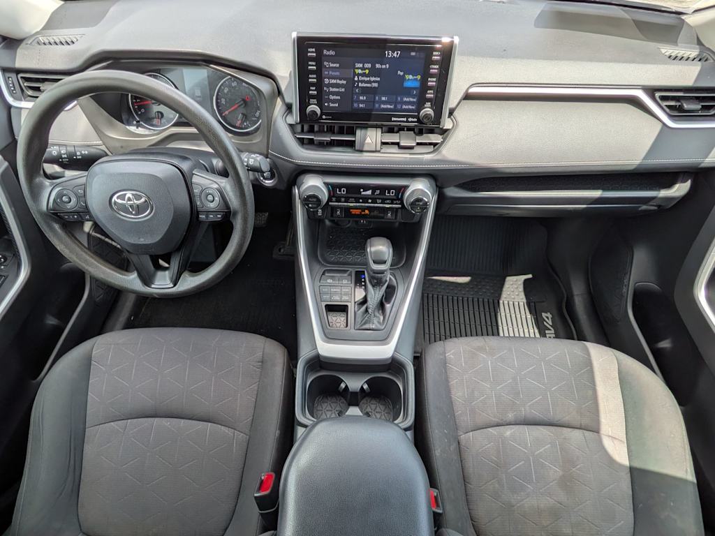 Thumbnail: 2019 Toyota RAV4 - 8