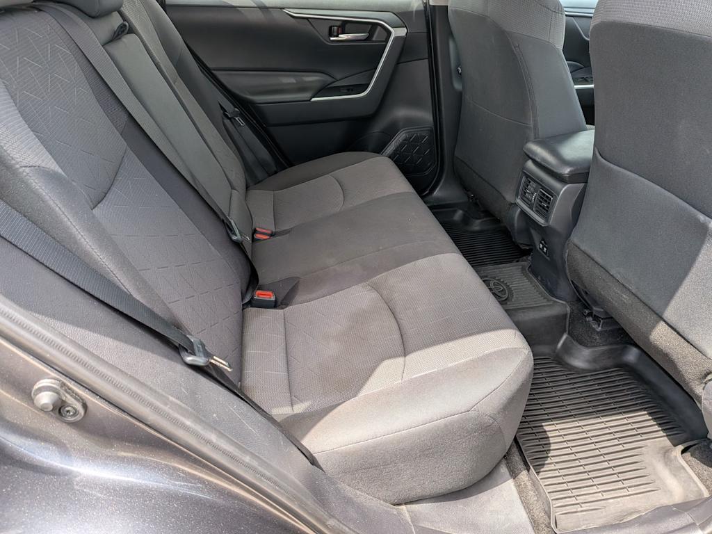 Thumbnail: 2019 Toyota RAV4 - 28