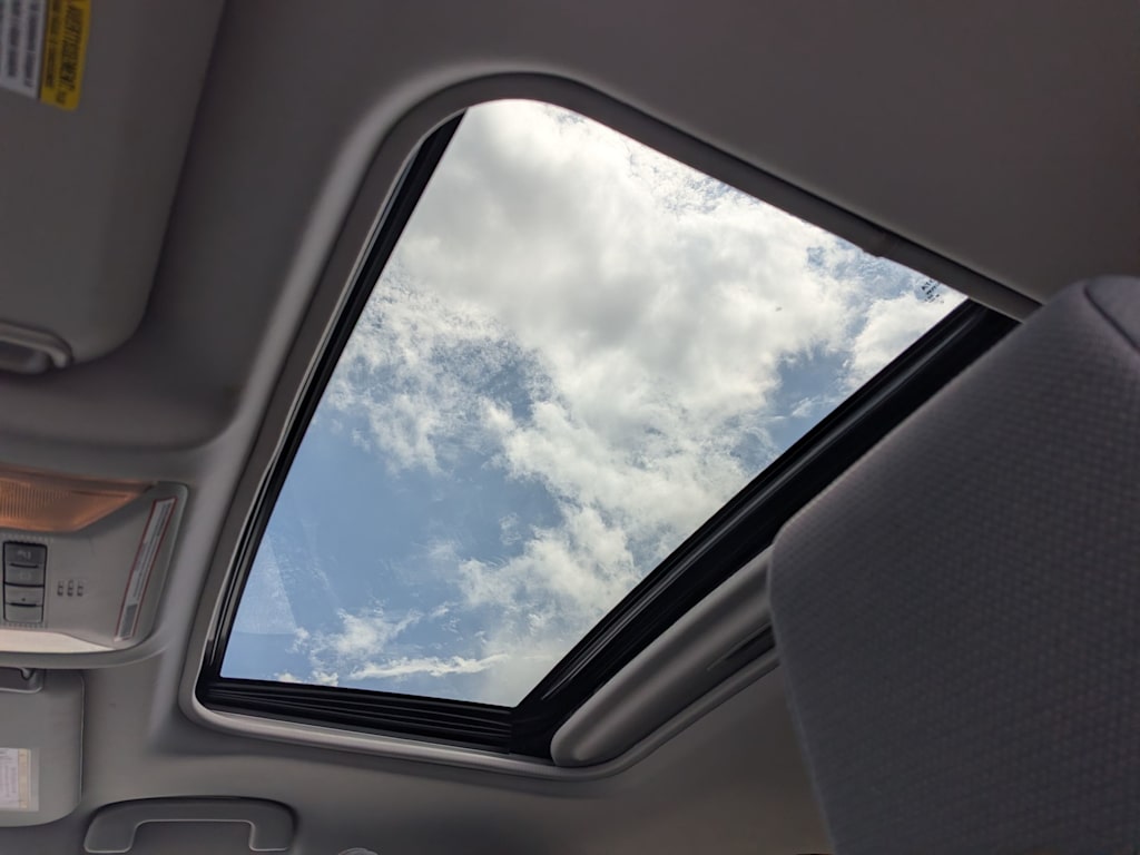 Thumbnail: 2019 Toyota RAV4 - 26