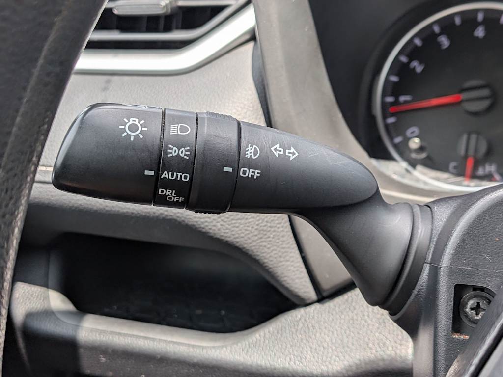 Thumbnail: 2019 Toyota RAV4 - 32
