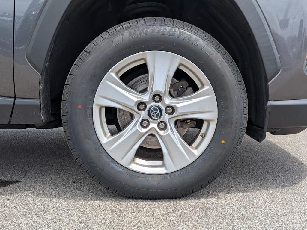 Thumbnail: 2019 Toyota RAV4 - 7