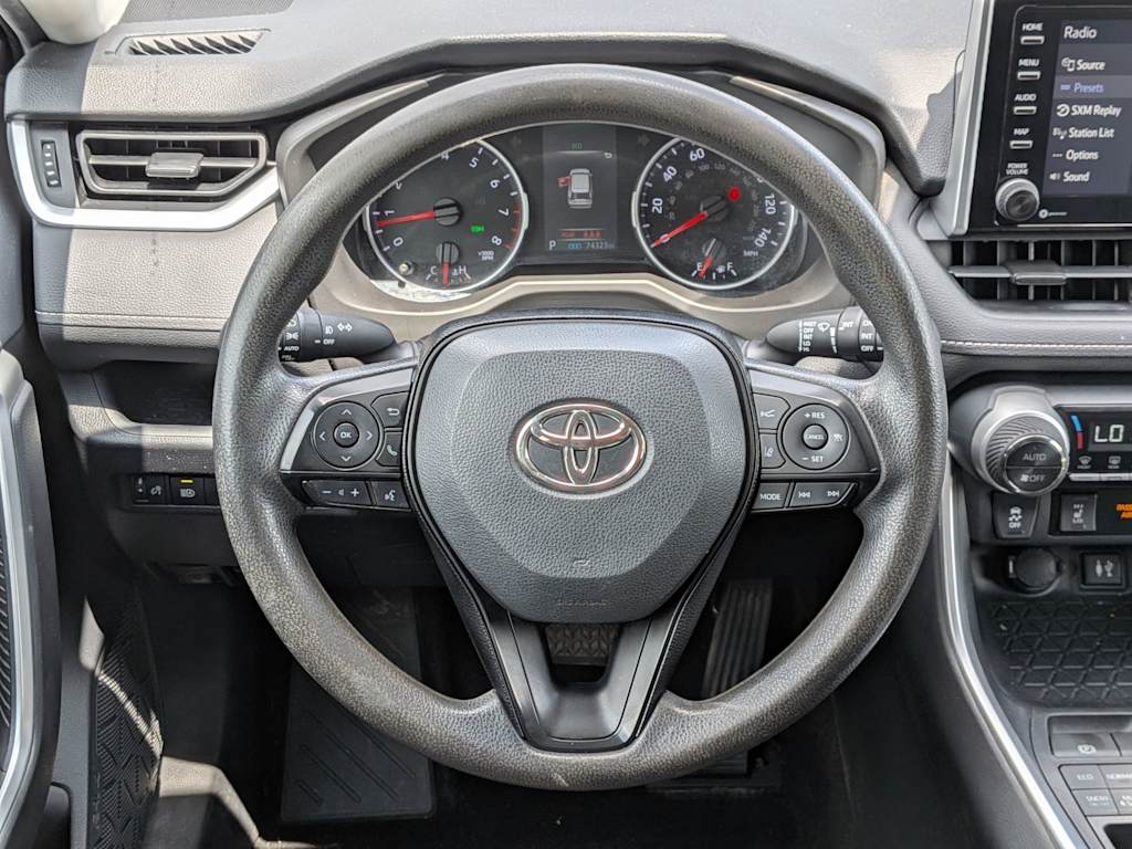 Thumbnail: 2019 Toyota RAV4 - 12
