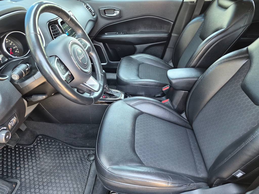 Thumbnail: 2019 Jeep Compass - 9