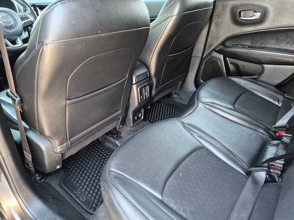 Thumbnail: 2019 Jeep Compass - 32
