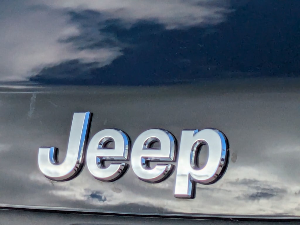 Thumbnail: 2022 Jeep Compass - 6
