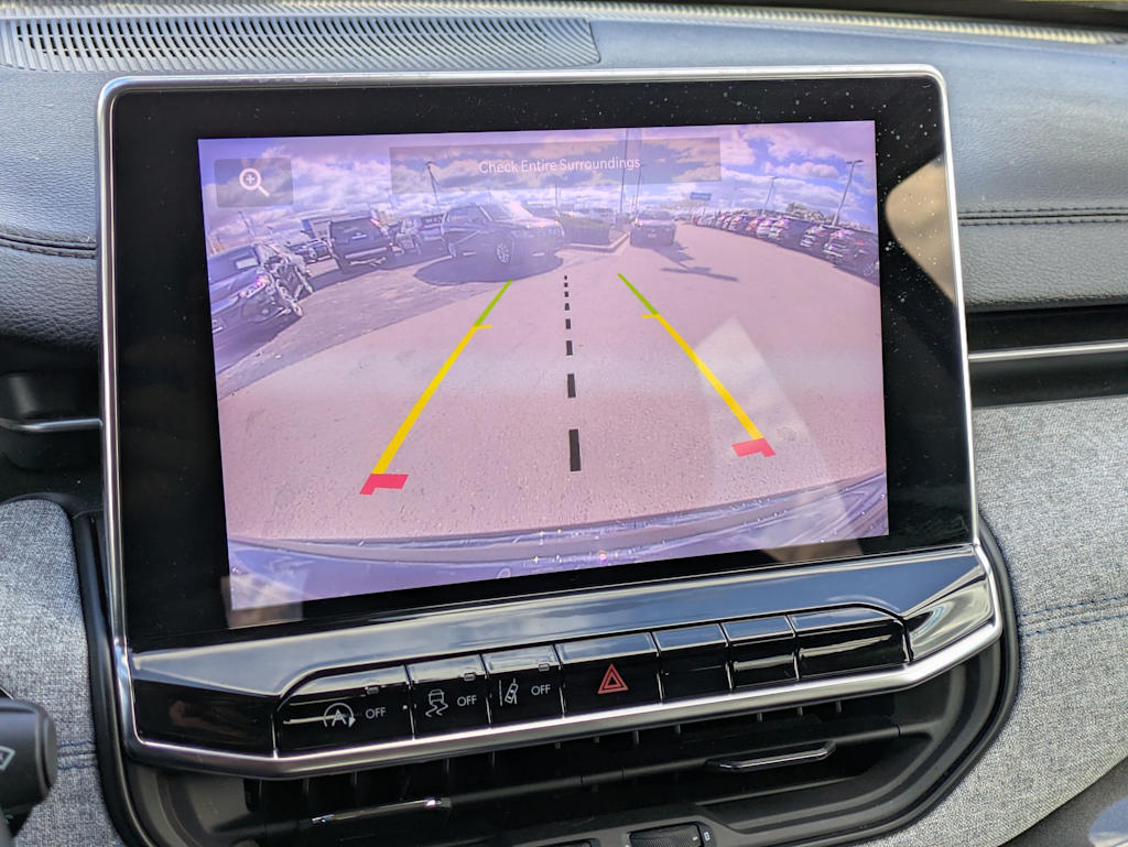 Thumbnail: 2022 Jeep Compass - 32