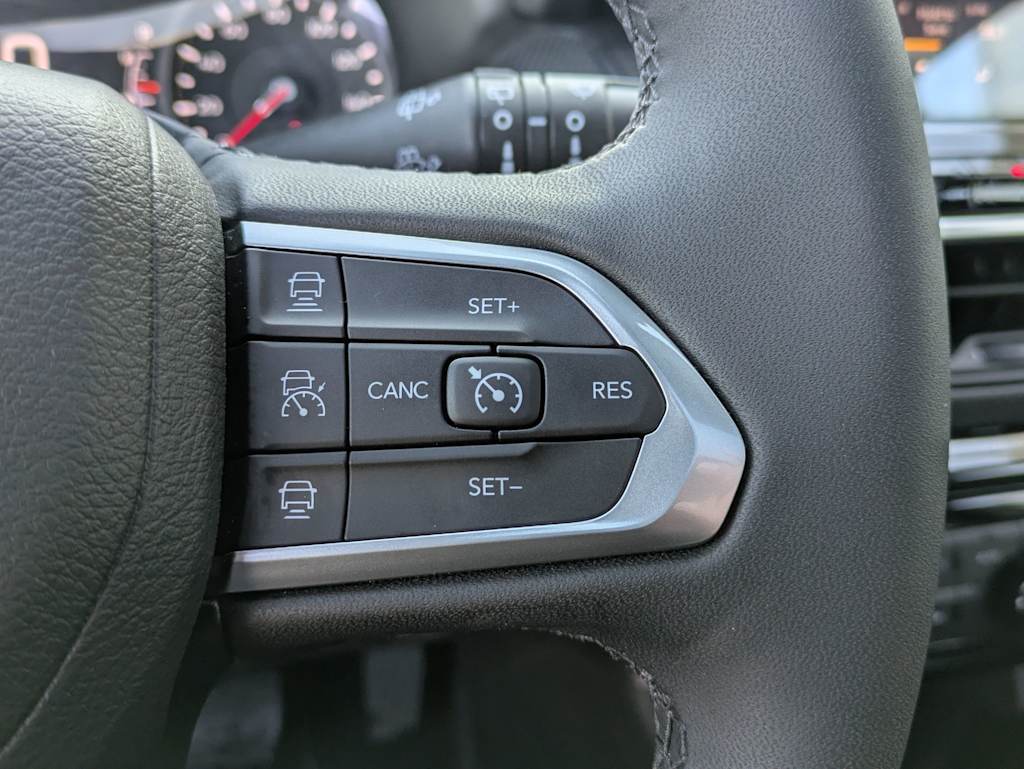 Thumbnail: 2025 Jeep Compass - 29