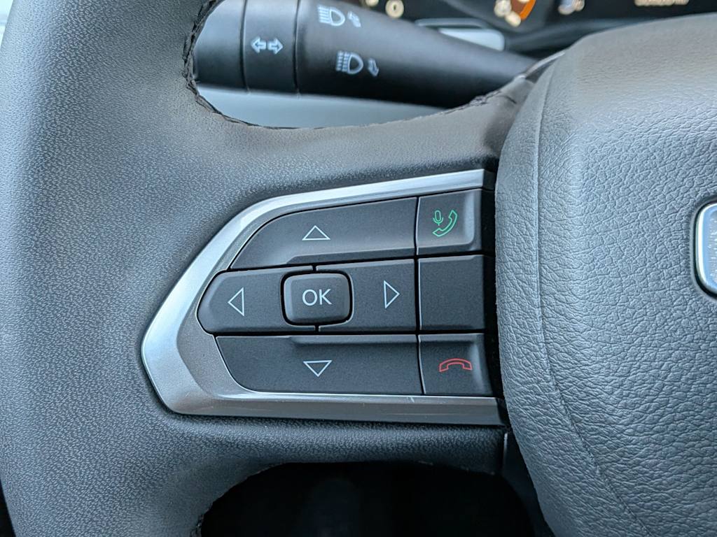 Thumbnail: 2024 Jeep Compass - 36