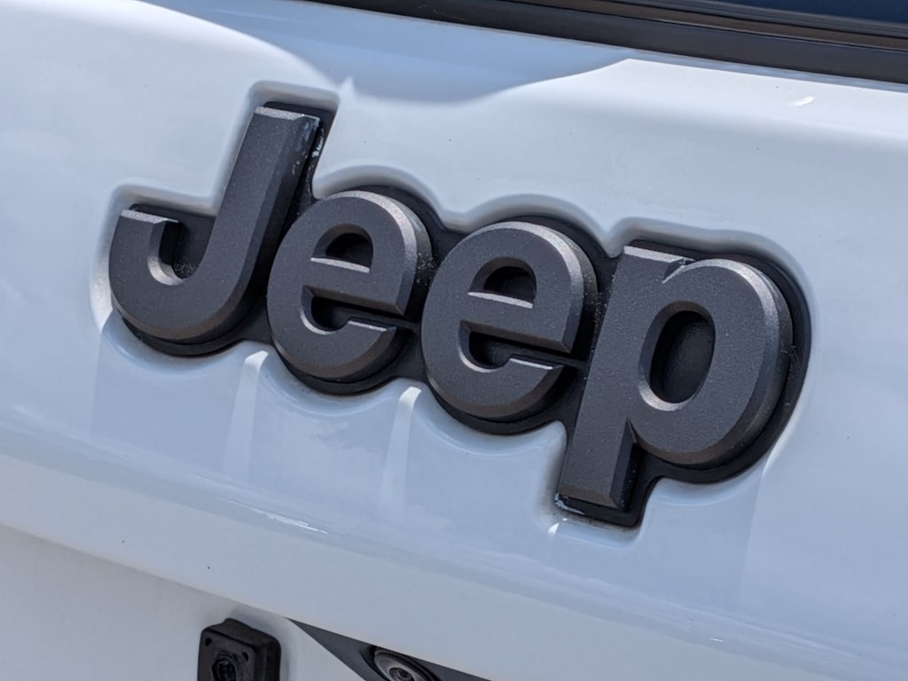 Thumbnail: 2025 Jeep Compass - 23