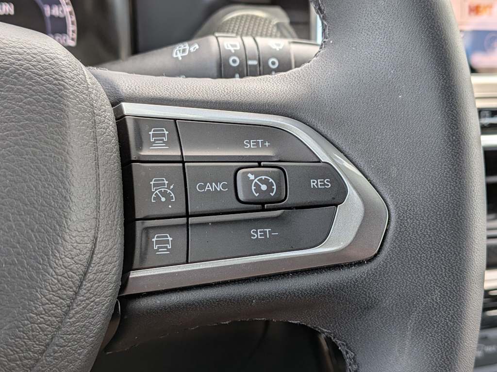 Thumbnail: 2025 Jeep Compass - 30