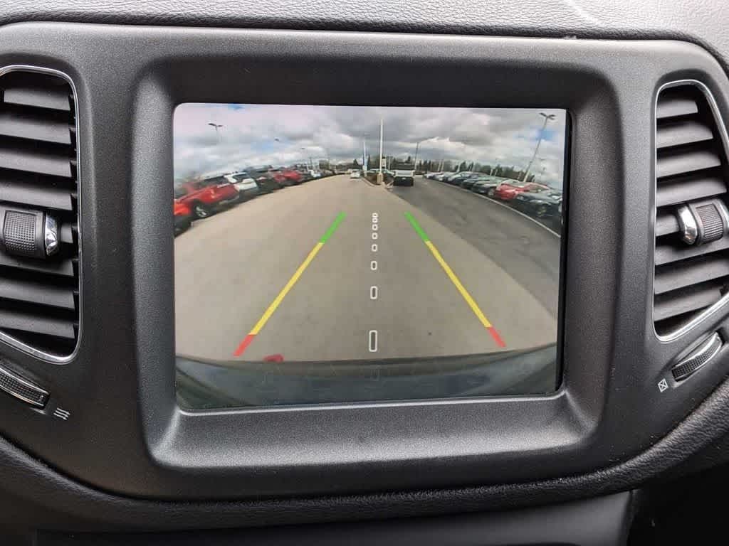 Thumbnail: 2021 Jeep Compass - 31