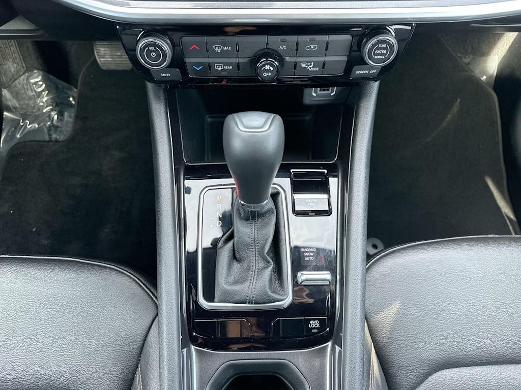 2024 Jeep Compass Latitude 38