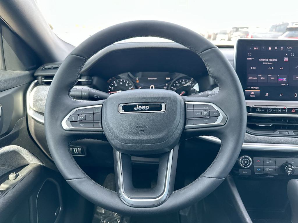 2024 Jeep Compass Latitude 9