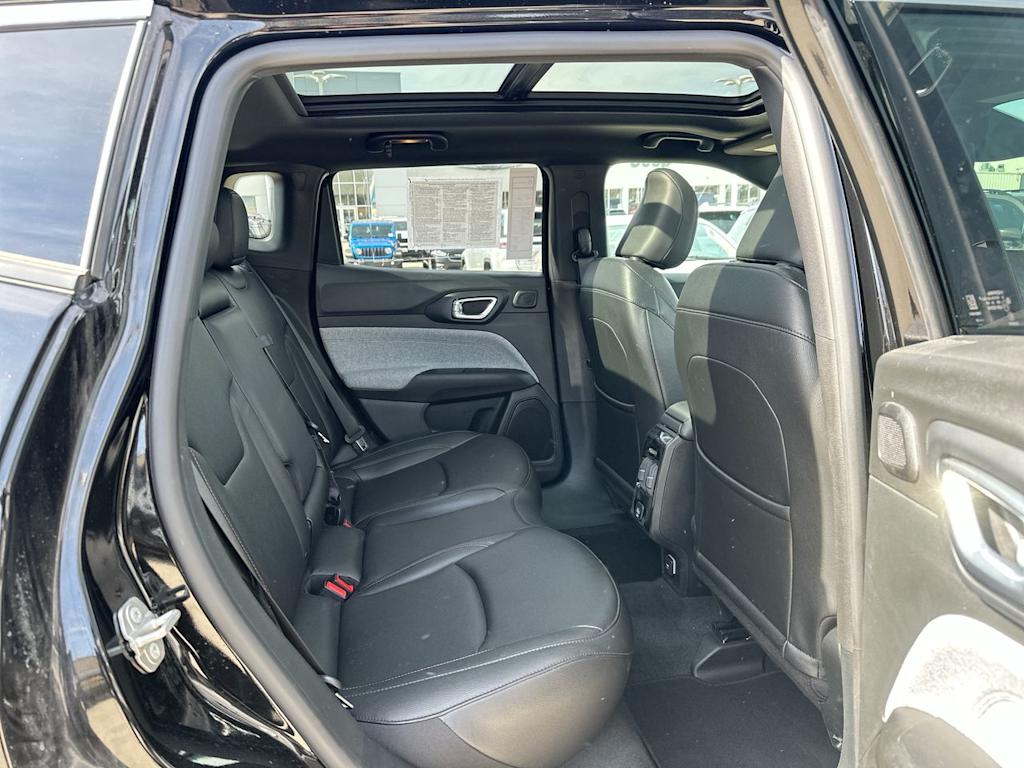 2024 Jeep Compass Latitude 33