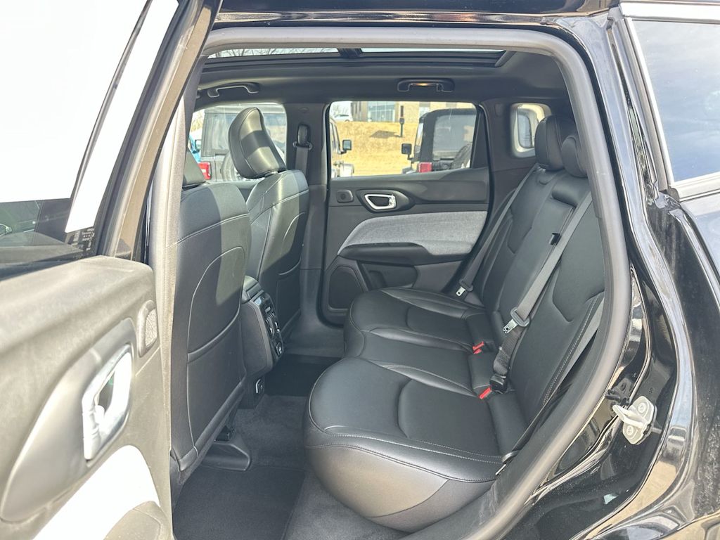 2024 Jeep Compass Latitude 32