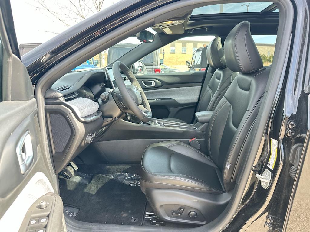 2024 Jeep Compass Latitude 10
