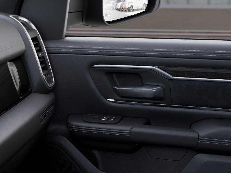 Thumbnail: 2026 RAM 1500 - 25