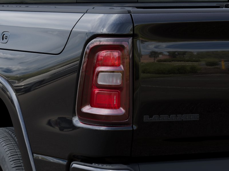 Thumbnail: 2026 RAM 1500 - 18