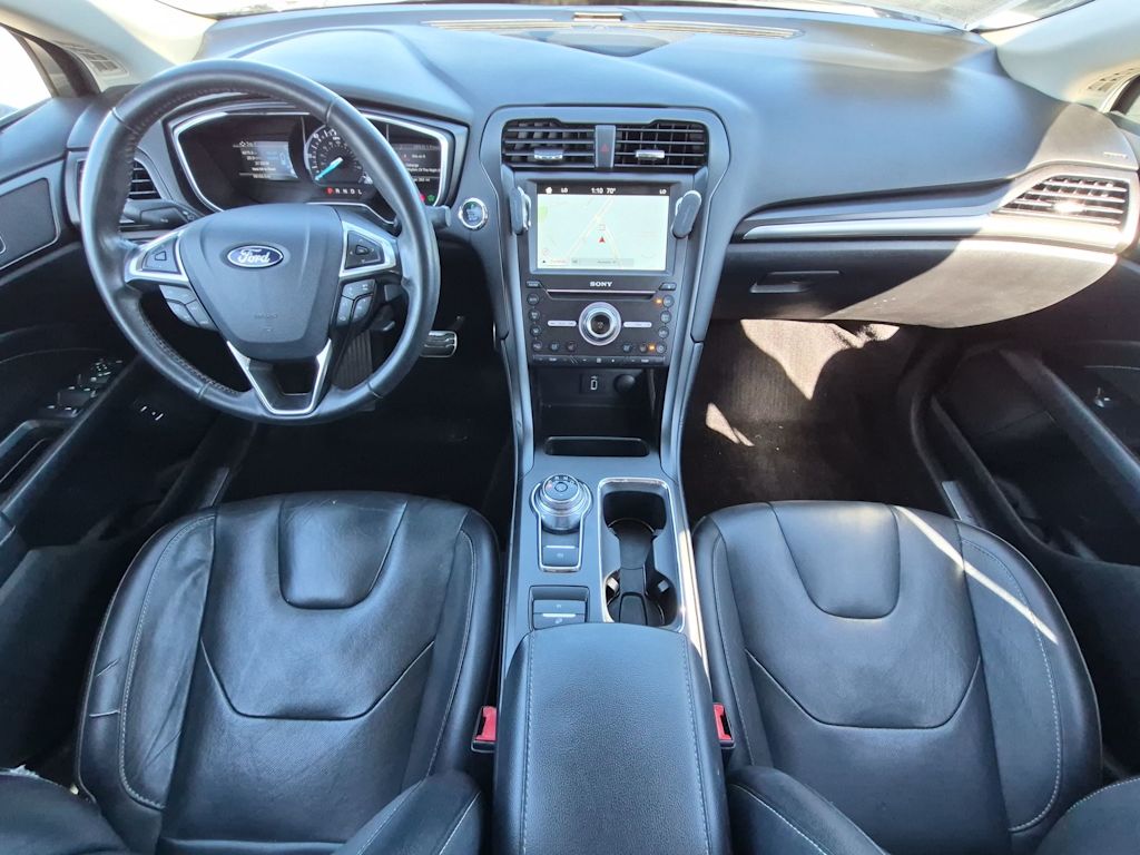 Thumbnail: 2017 Ford Fusion - 9