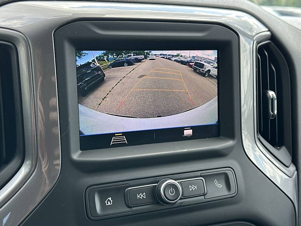 Thumbnail: 2020 Chevrolet Silverado 1500 - 12