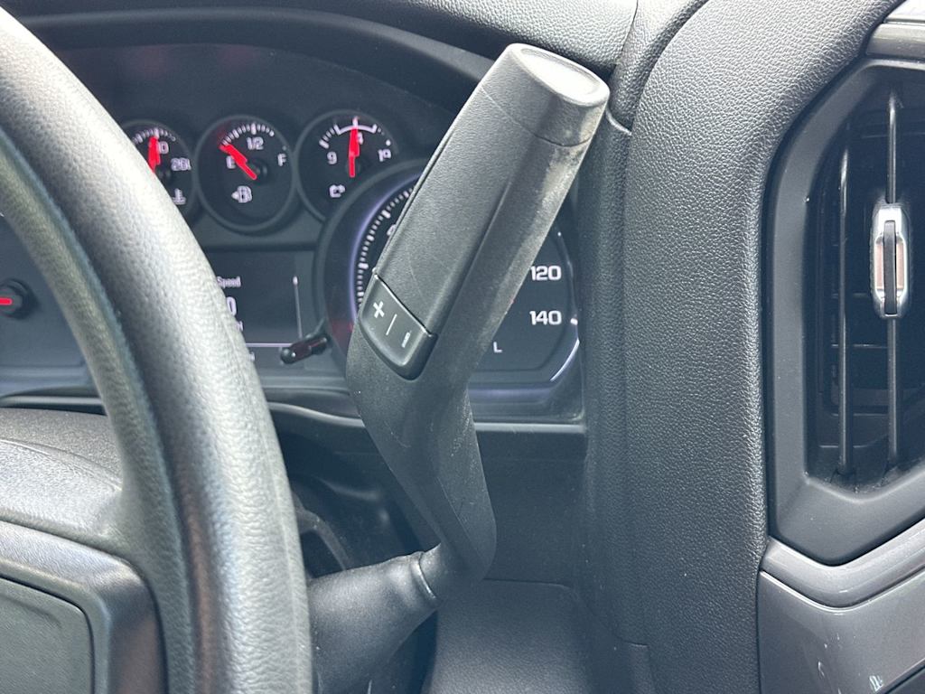 Thumbnail: 2020 Chevrolet Silverado 1500 - 26