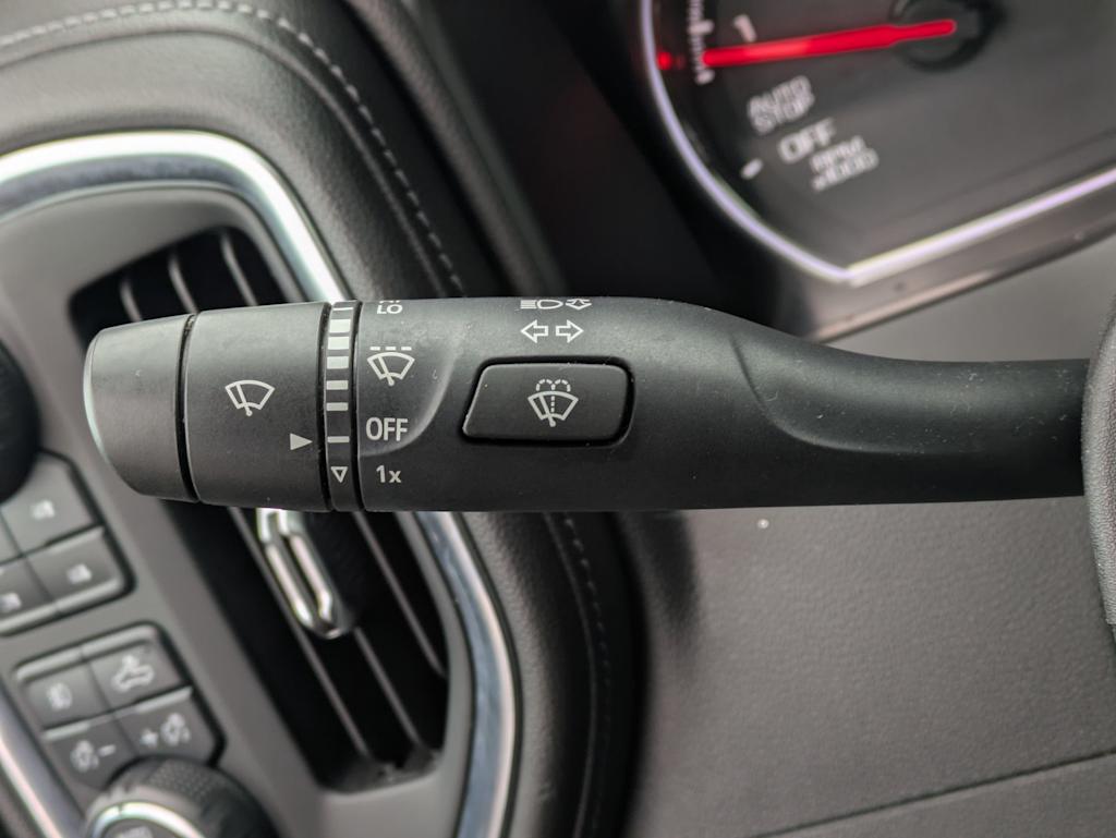 Thumbnail: 2021 Chevrolet Silverado 1500 - 15