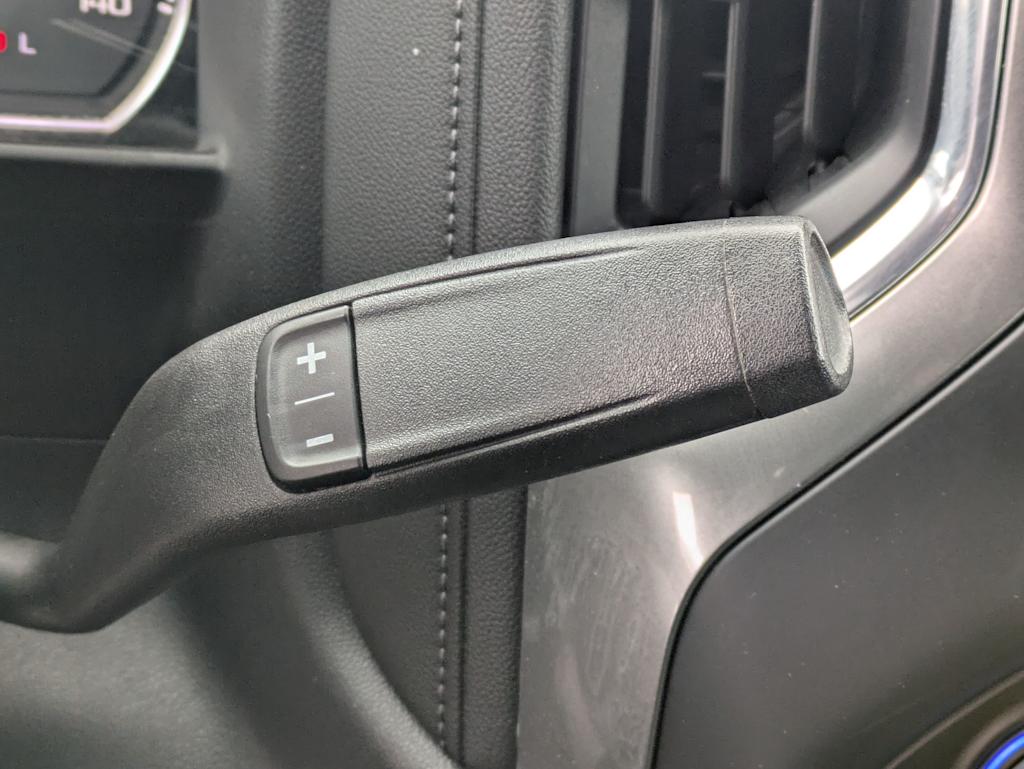 Thumbnail: 2021 Chevrolet Silverado 1500 - 32