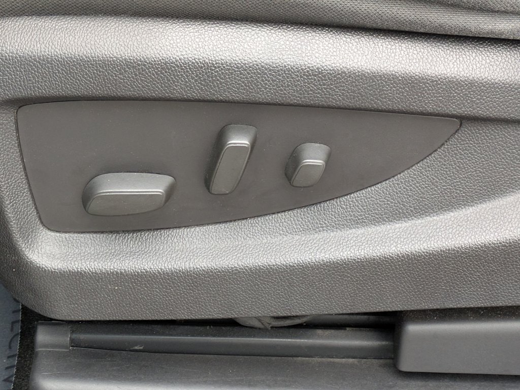 Thumbnail: 2015 Chevrolet Silverado 1500 - 24