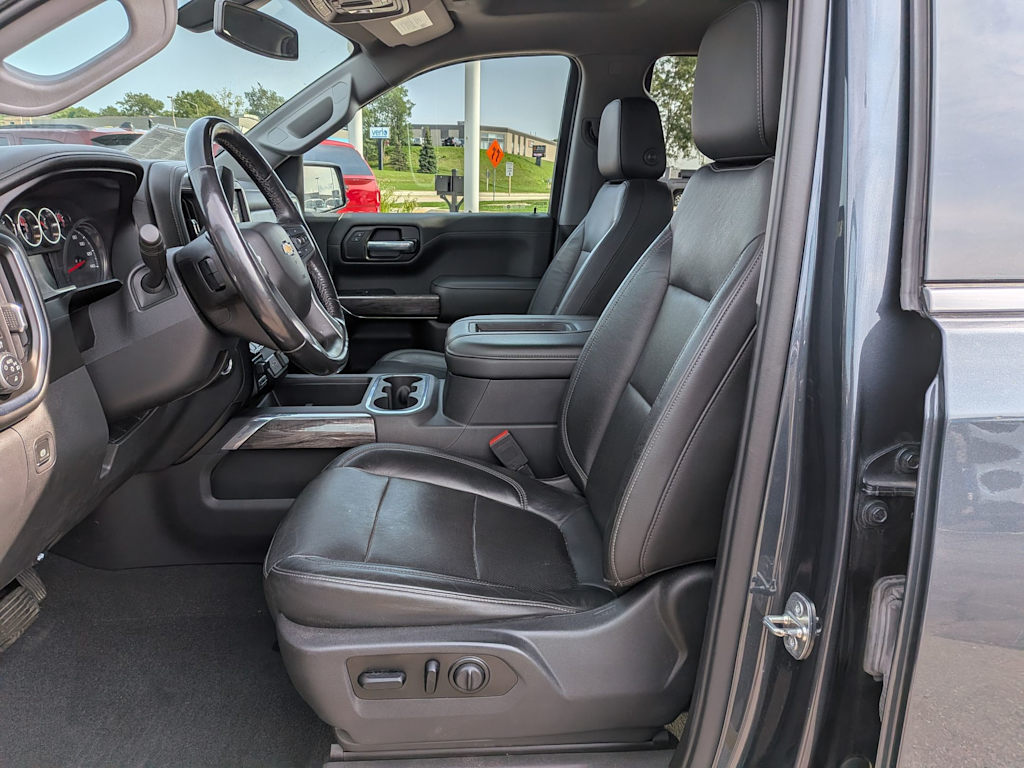 Thumbnail: 2020 Chevrolet Silverado 1500 - 11