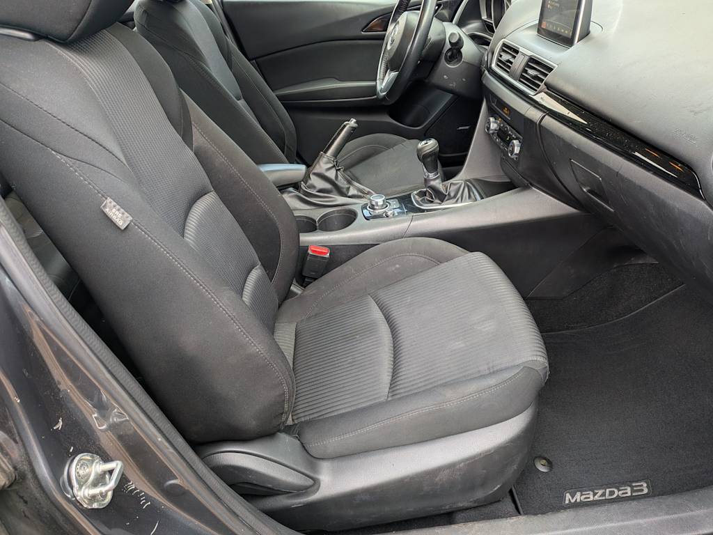 Thumbnail: 2016 Mazda Mazda3 - 36