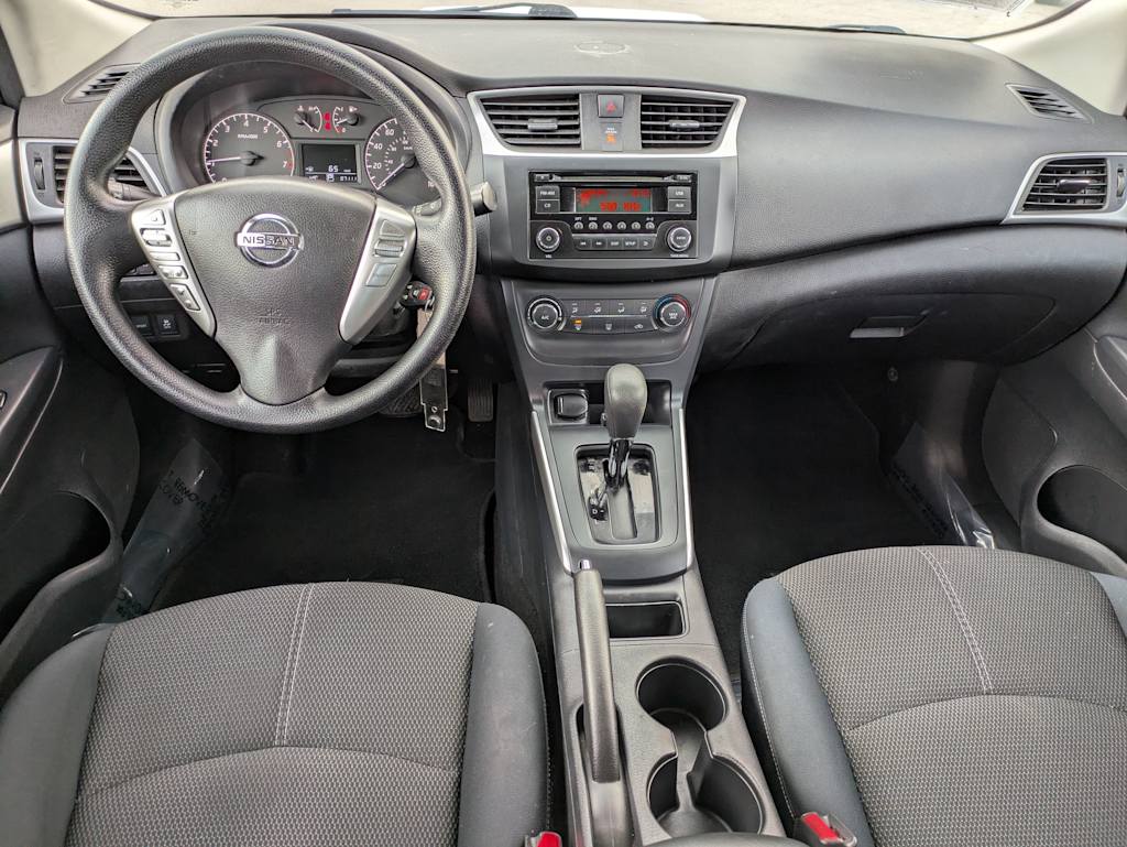 Thumbnail: 2016 Nissan Sentra - 9