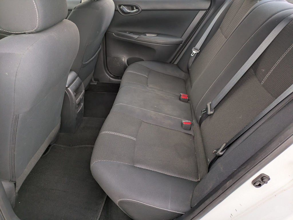 Thumbnail: 2016 Nissan Sentra - 25