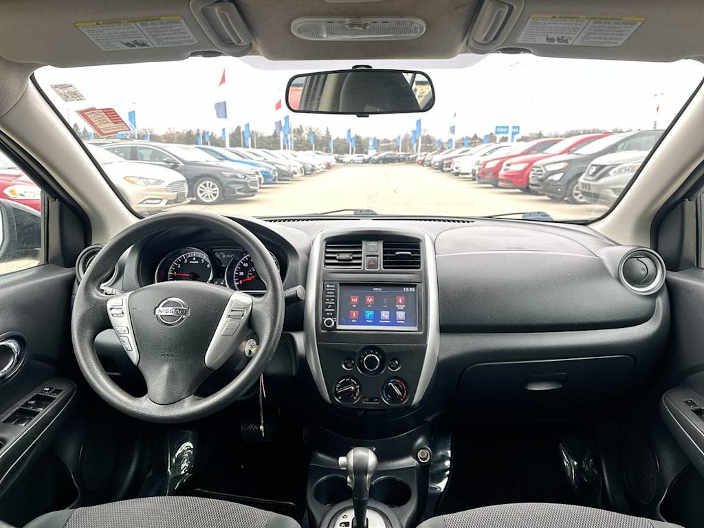 2019 Nissan Versa SV 2