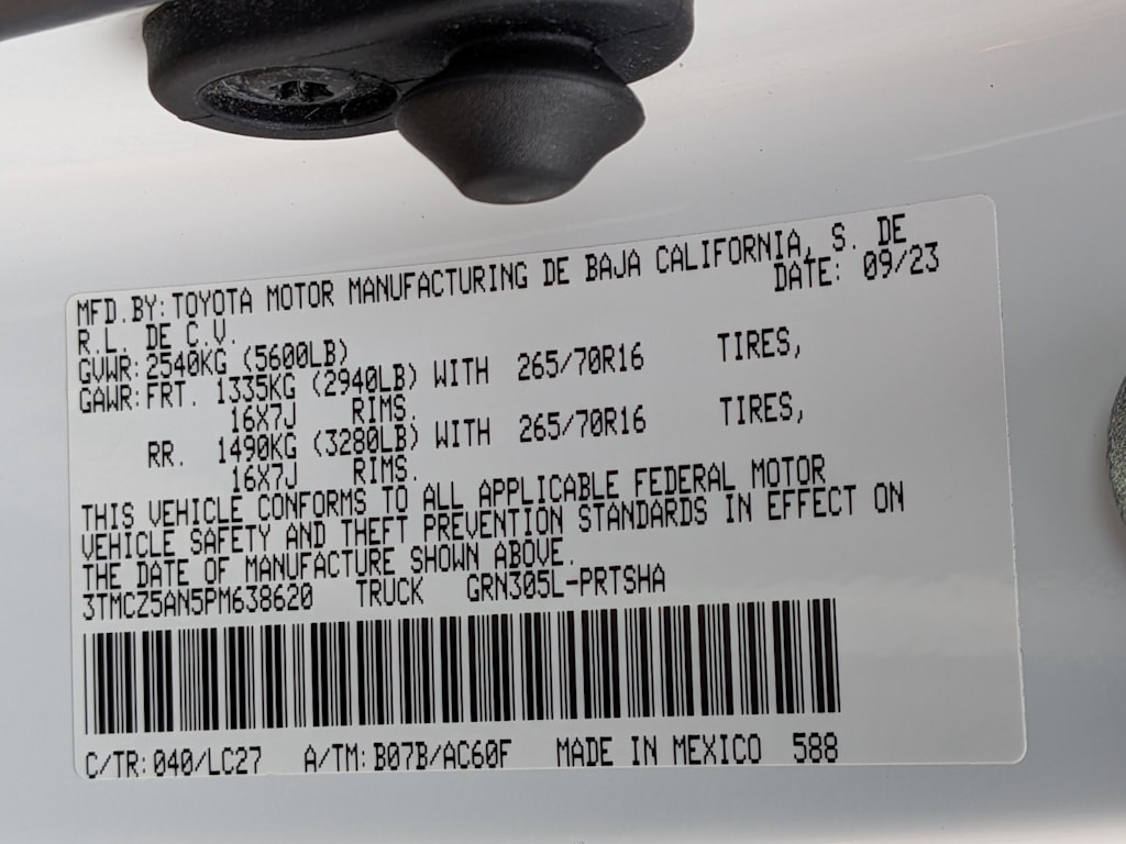 Thumbnail: 2023 Toyota Tacoma - 16