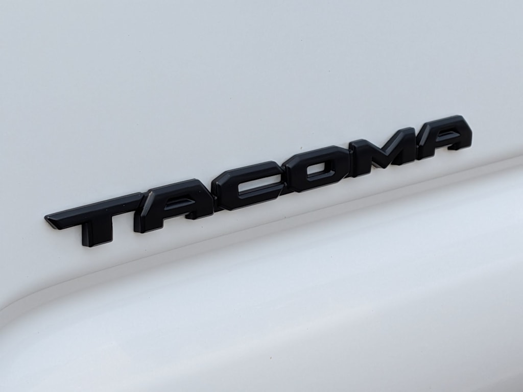 Thumbnail: 2023 Toyota Tacoma - 6