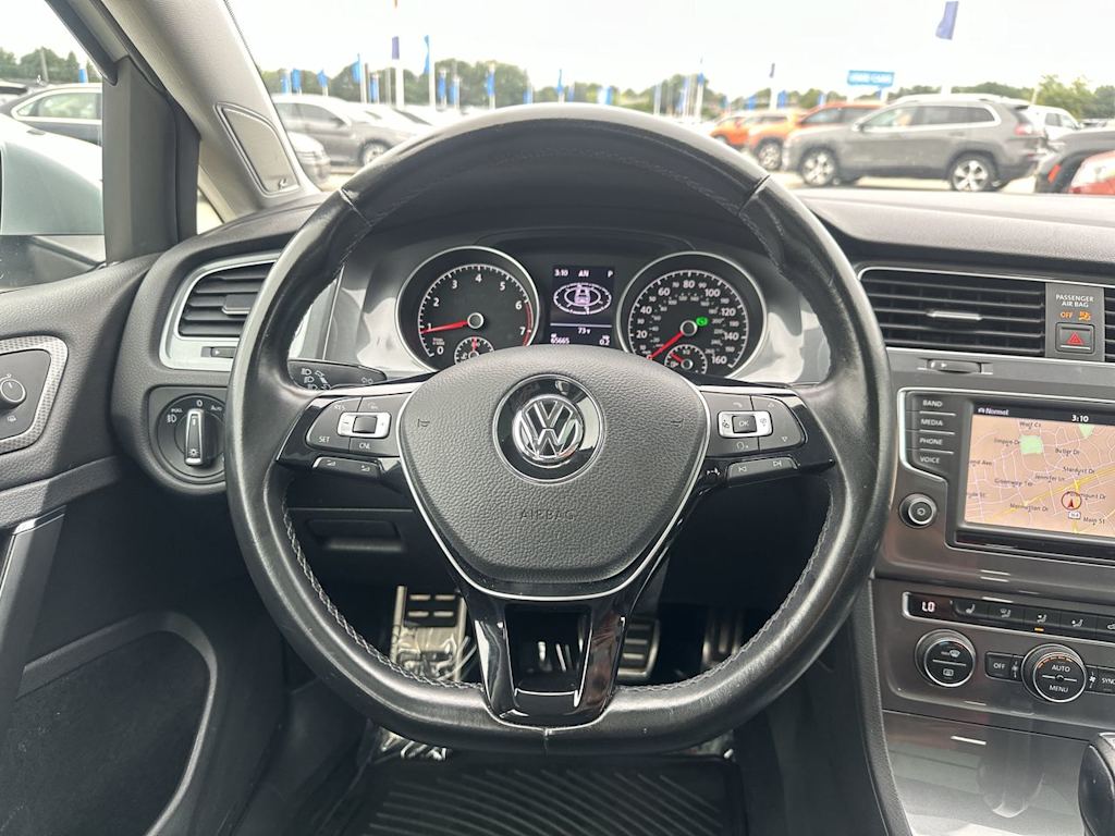 2017 Volkswagen Golf Alltrack SEL 9