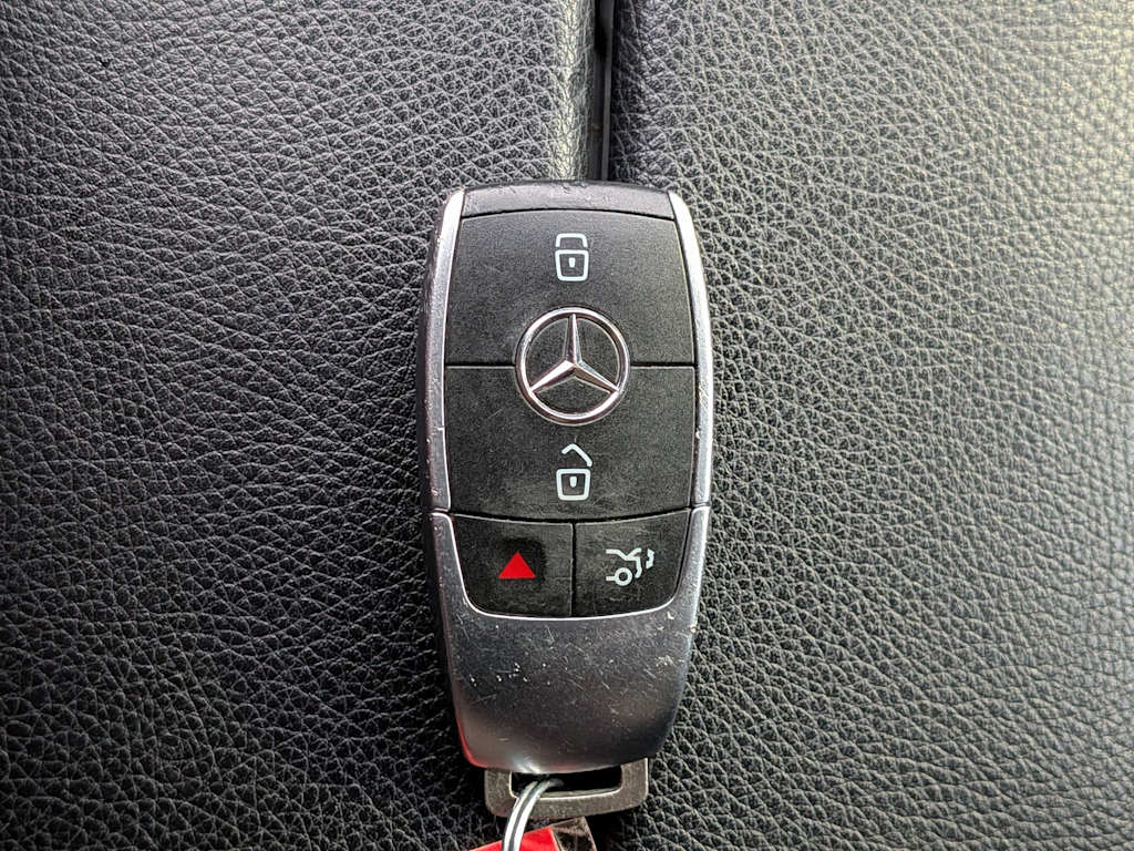 Thumbnail: 2020 Mercedes-Benz GLE - 13