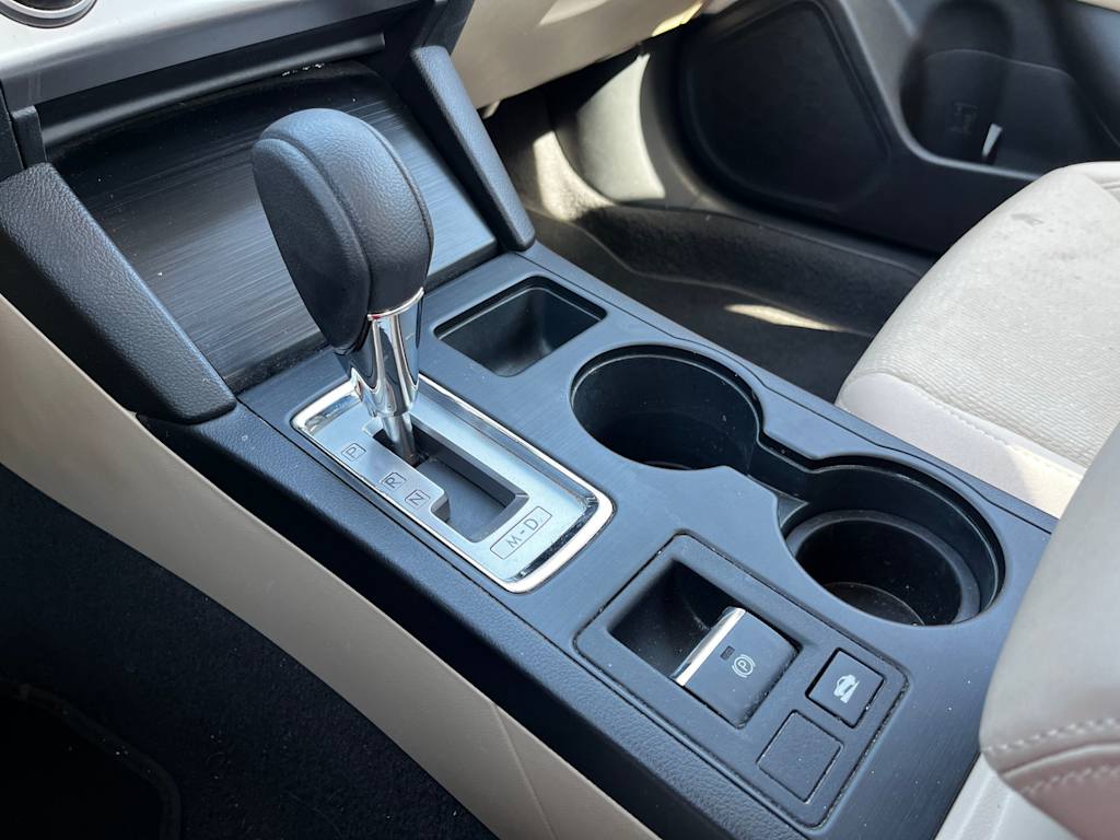 Thumbnail: 2015 Subaru Legacy - 15