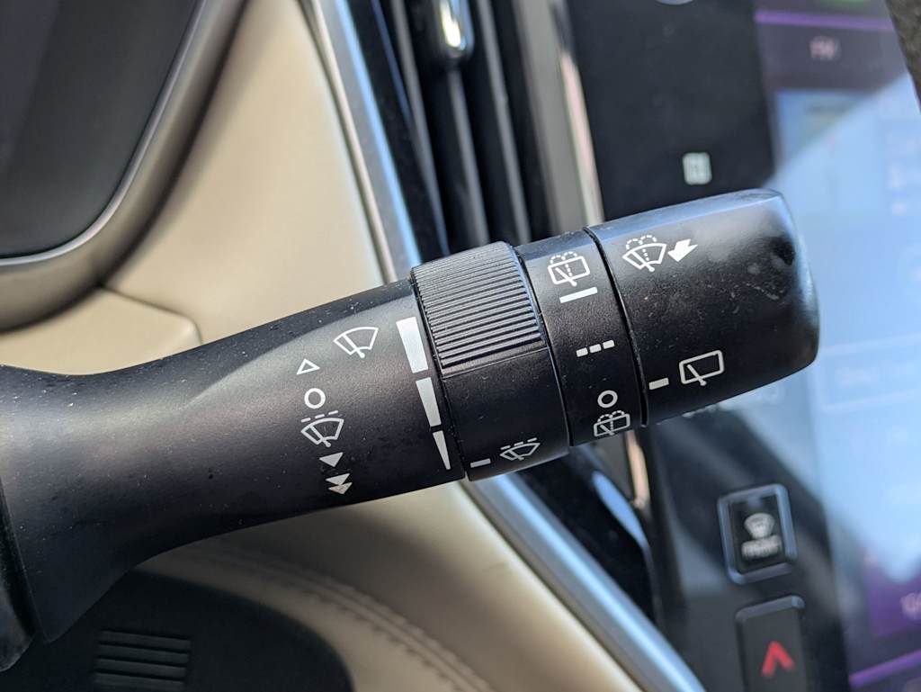 Thumbnail: 2020 Subaru Outback - 32