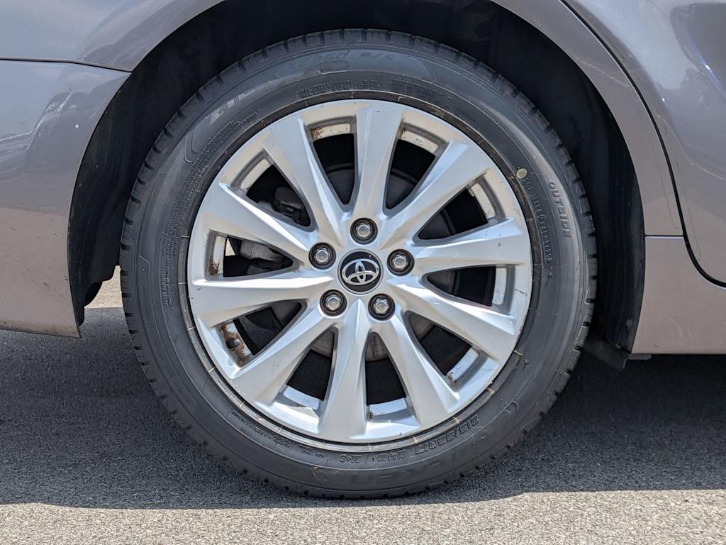 Thumbnail: 2020 Toyota Camry - 7