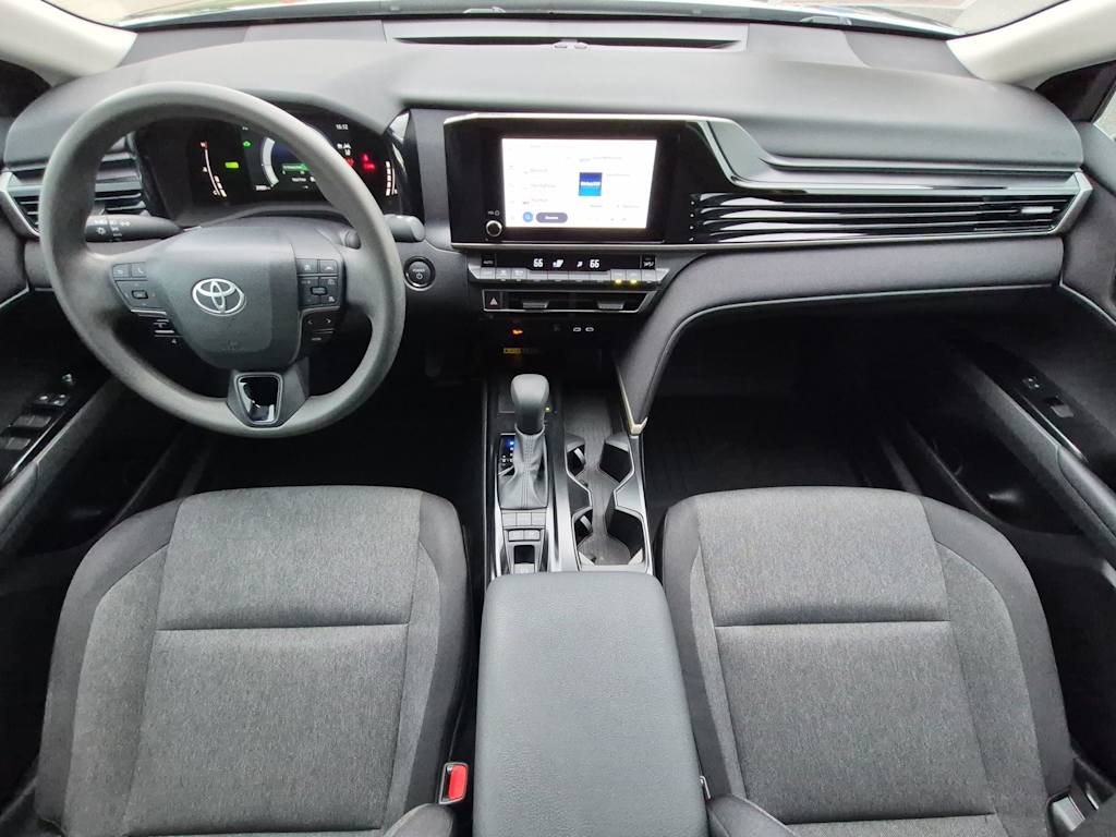 Thumbnail: 2025 Toyota Camry - 9
