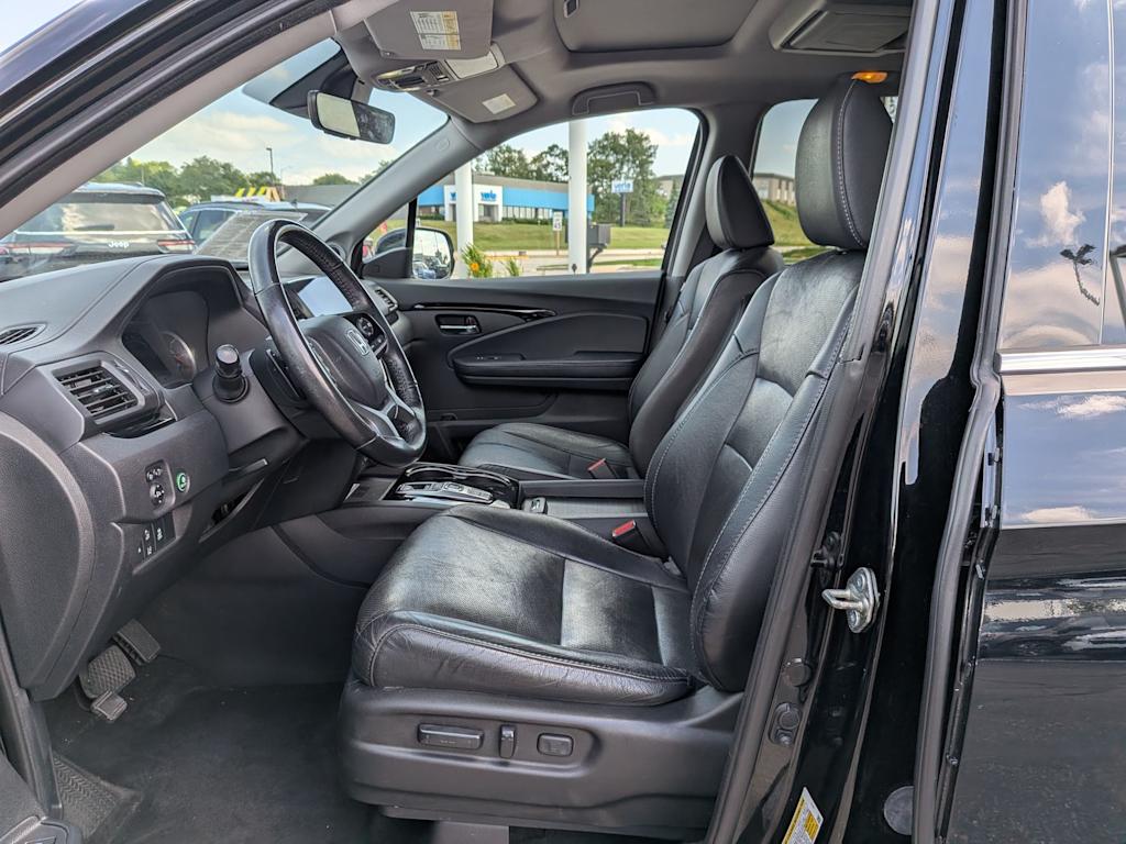 Thumbnail: 2020 Honda Pilot - 9